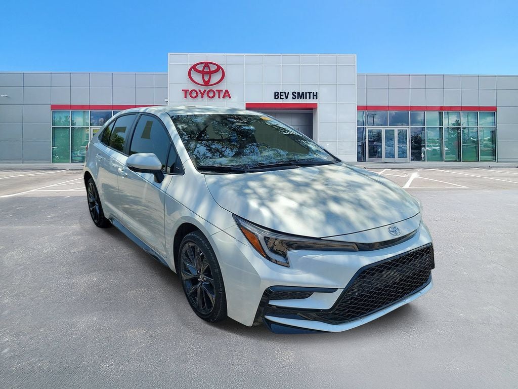 2026 Toyota Corolla Hybrid SE