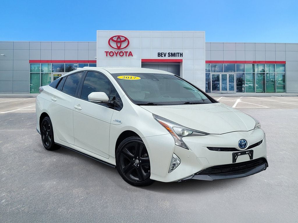 2017 Toyota Prius Four Touring