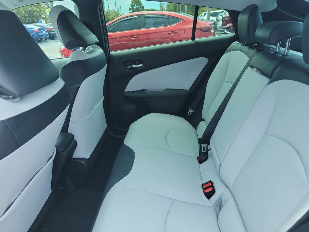 2017 Toyota Prius Four Touring