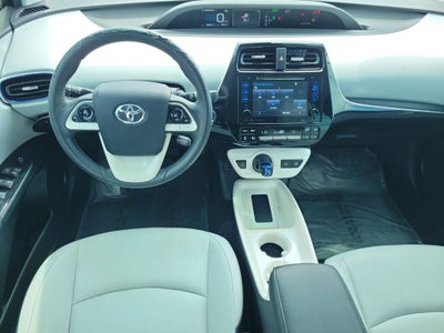 2017 Toyota Prius Four Touring