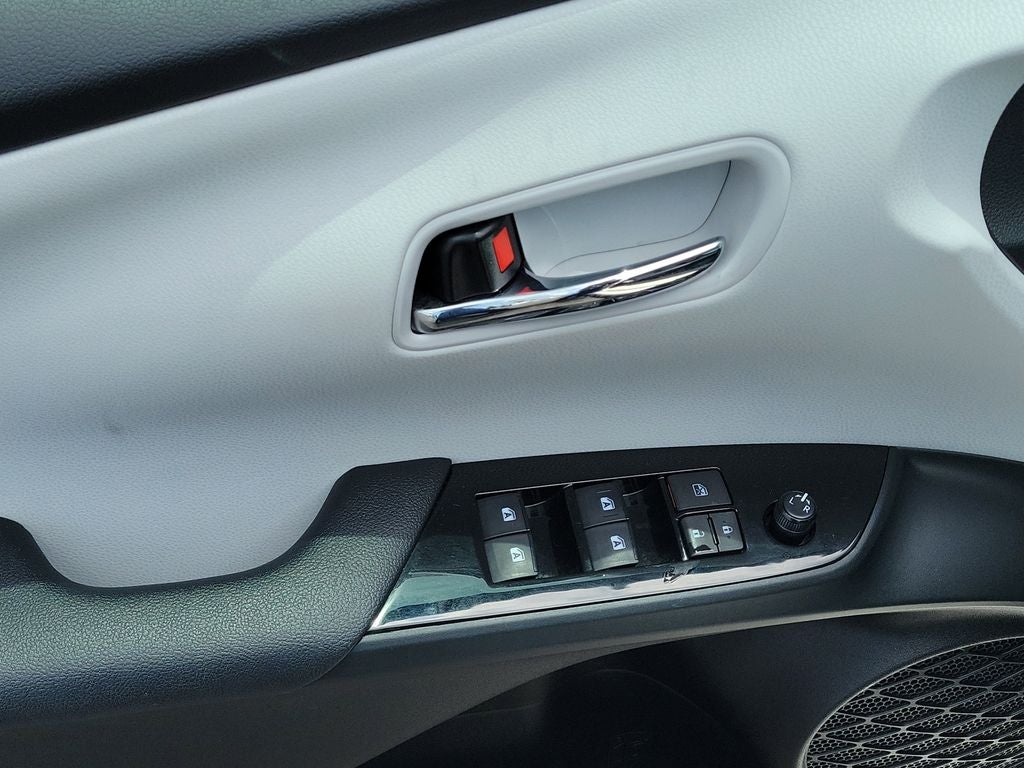 2017 Toyota Prius Four Touring