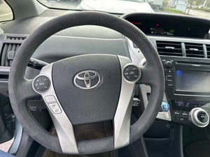 2013 Toyota Prius v Two