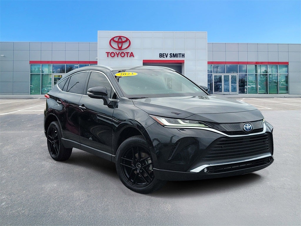 2023 Toyota Venza XLE