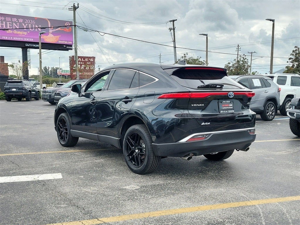 2023 Toyota Venza XLE