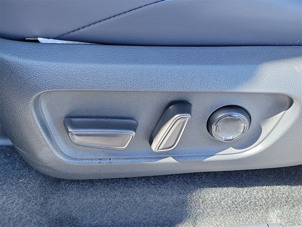 2025 Toyota 4Runner i-FORCE MAX Hybrid Platinum