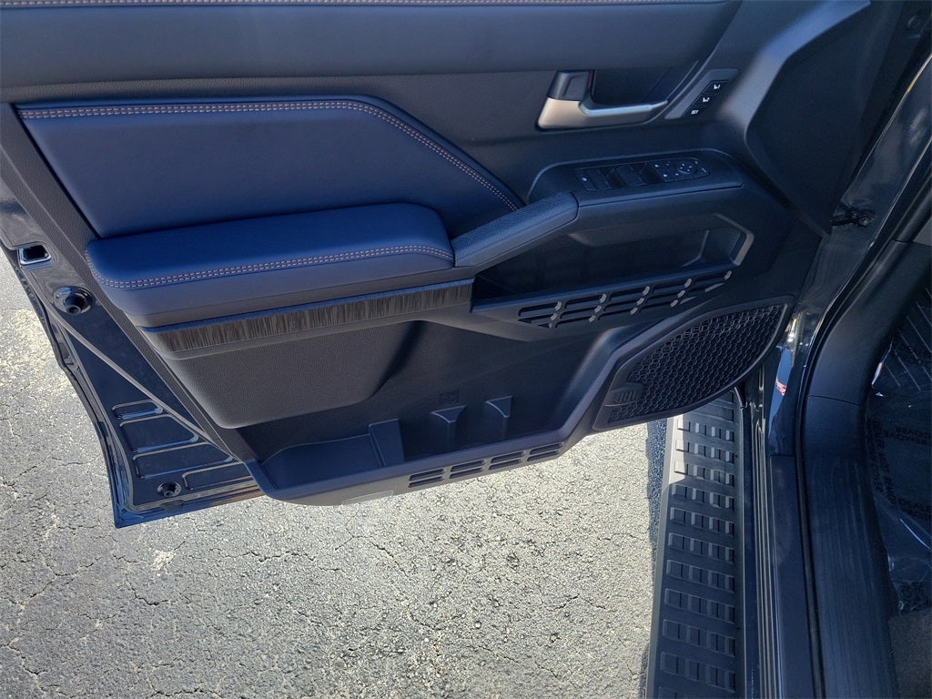 2025 Toyota 4Runner i-FORCE MAX Hybrid Platinum