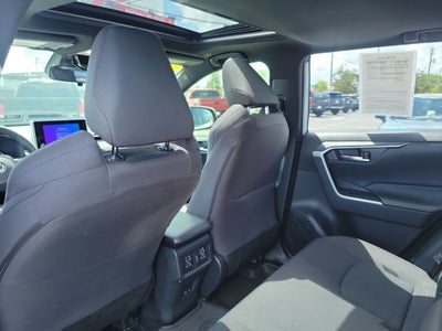 2023 Toyota RAV4 HYBRID SE