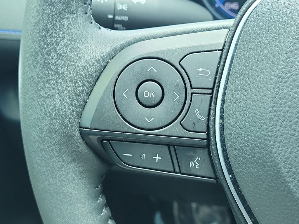 2023 Toyota RAV4 HYBRID SE