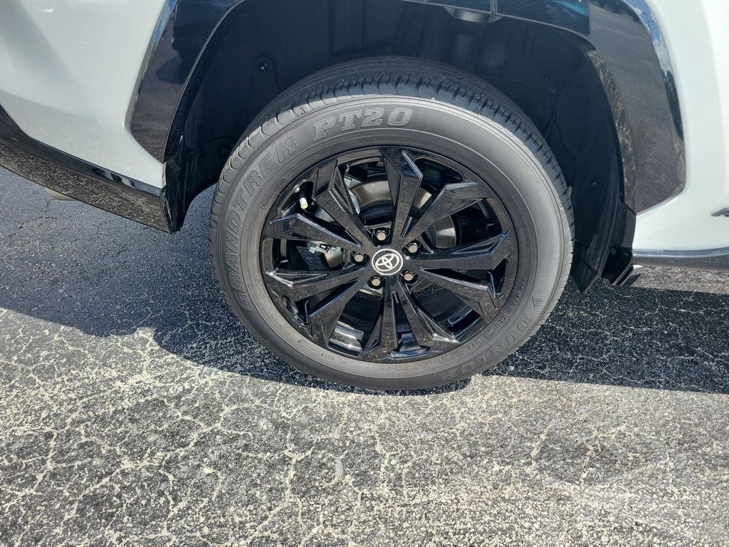 2023 Toyota RAV4 HYBRID SE