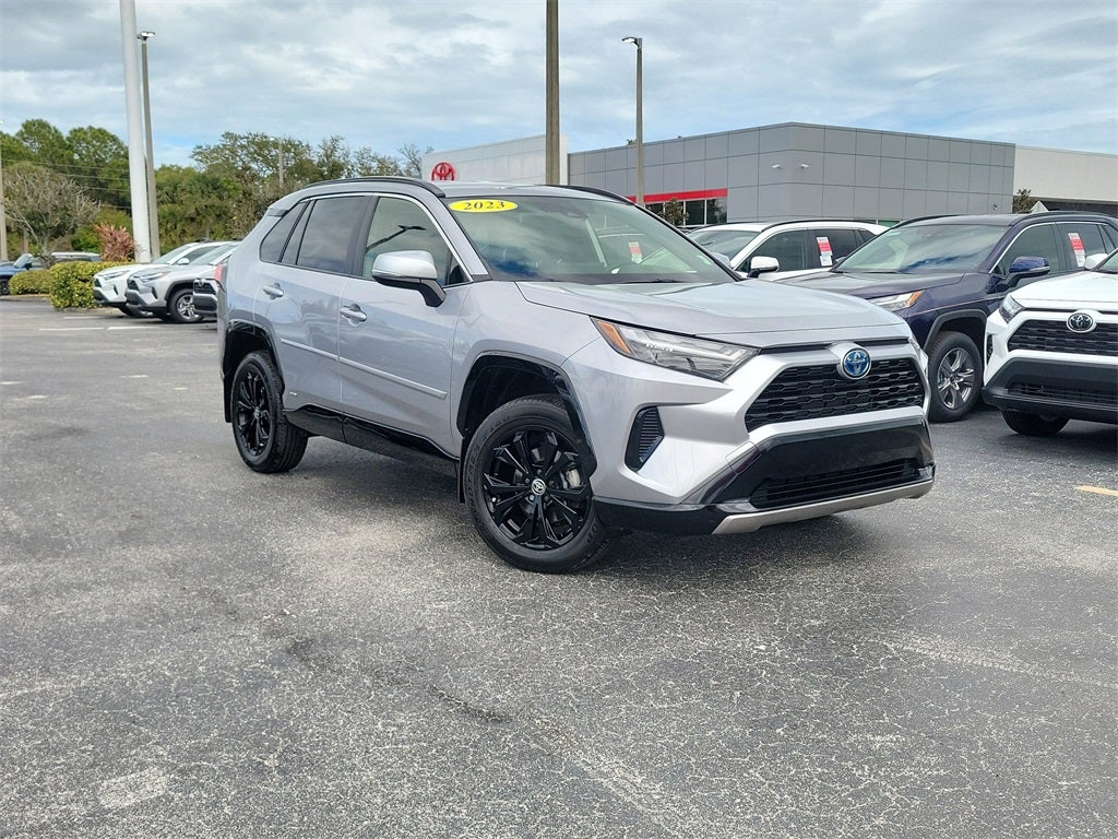 2023 Toyota RAV4 Hybrid SE