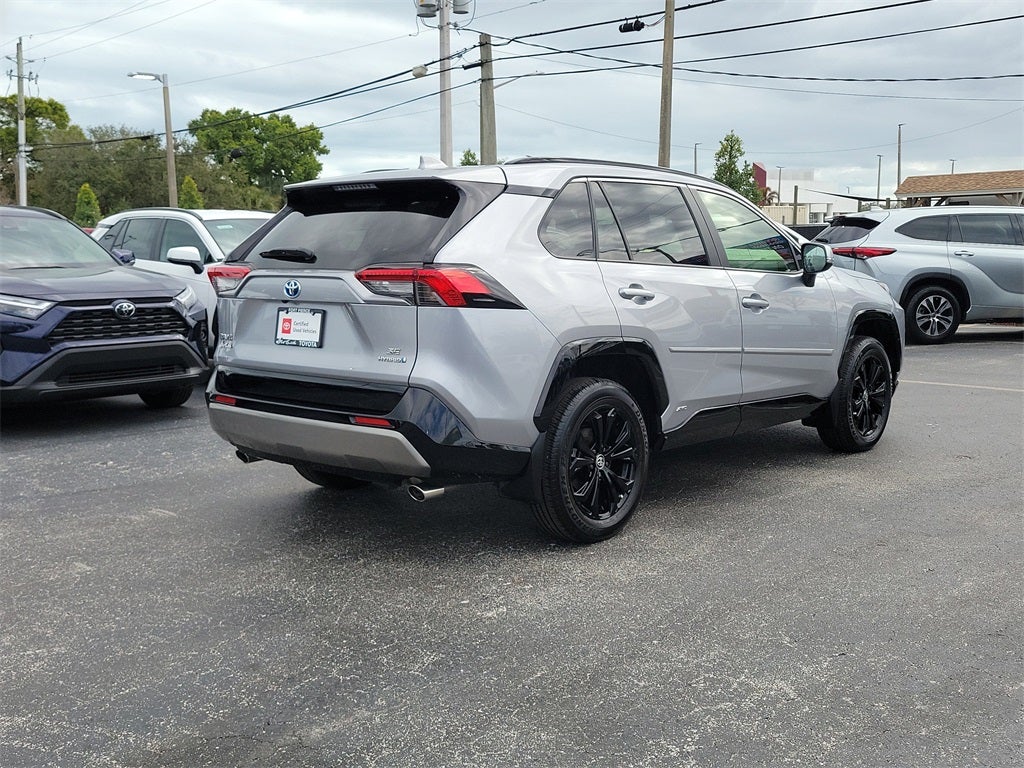 2023 Toyota RAV4 Hybrid SE