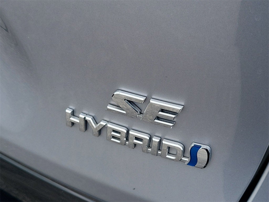 2023 Toyota RAV4 Hybrid SE