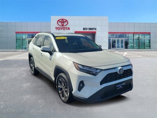 2022 Toyota RAV4 Hybrid XLE