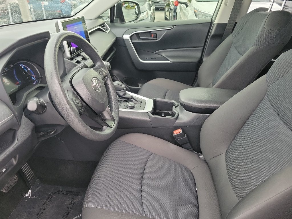 2025 Toyota RAV4 Hybrid LE