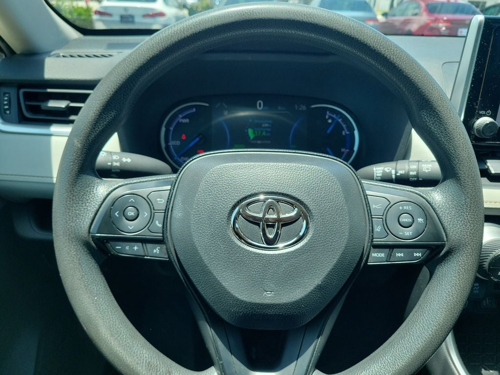 2025 Toyota RAV4 Hybrid XLE