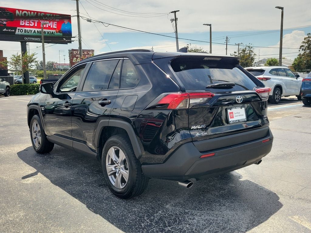 2025 Toyota RAV4 Hybrid XLE