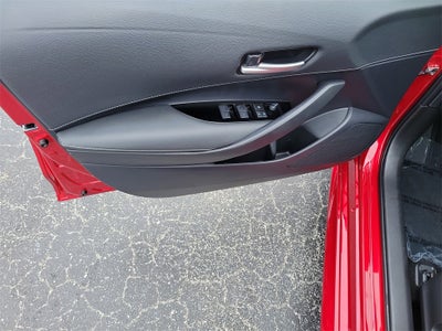 2024 Toyota Corolla Hatchback SE