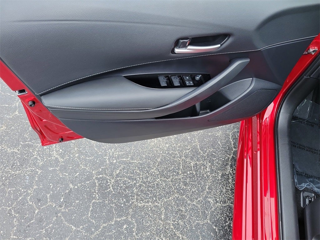 2024 Toyota Corolla Hatchback SE