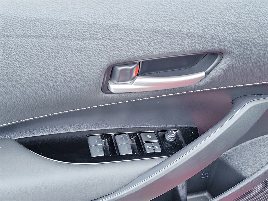 2024 Toyota Corolla Hatchback SE