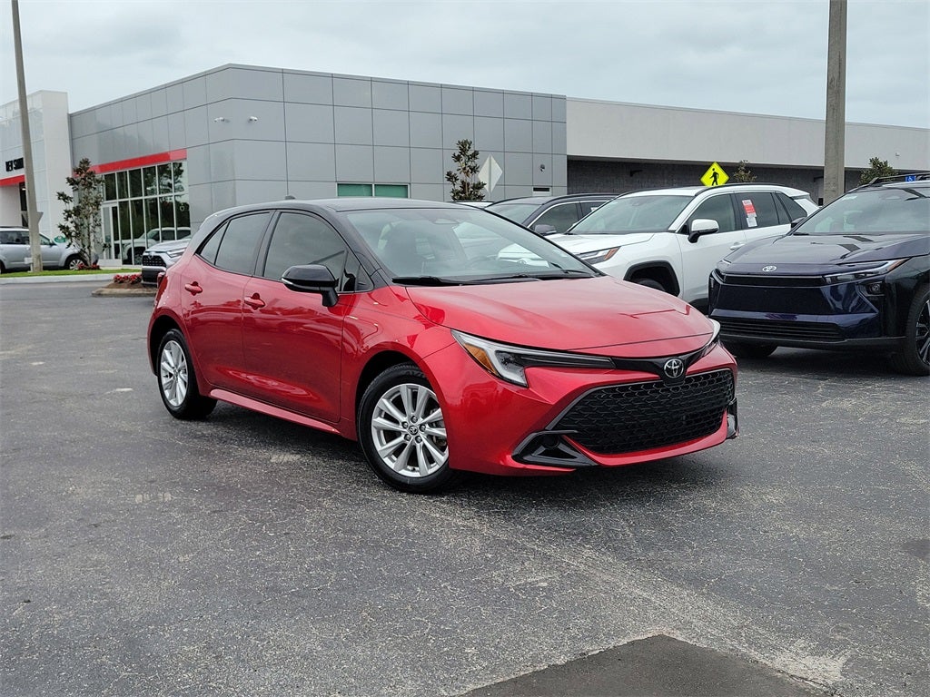 2024 Toyota Corolla Hatchback SE