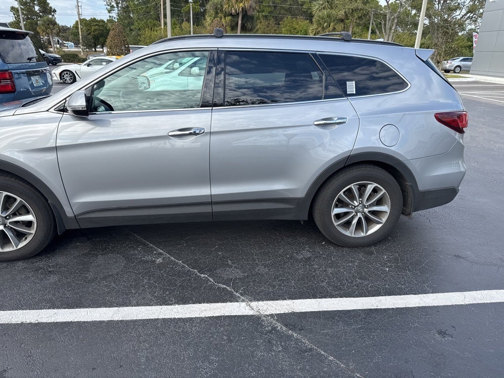 2018 Hyundai Santa Fe SE