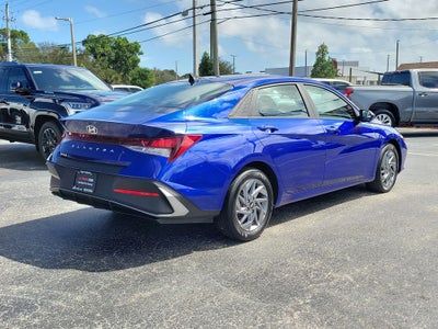 2024 Hyundai Elantra SEL