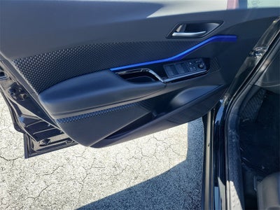 2021 Toyota C-HR XLE