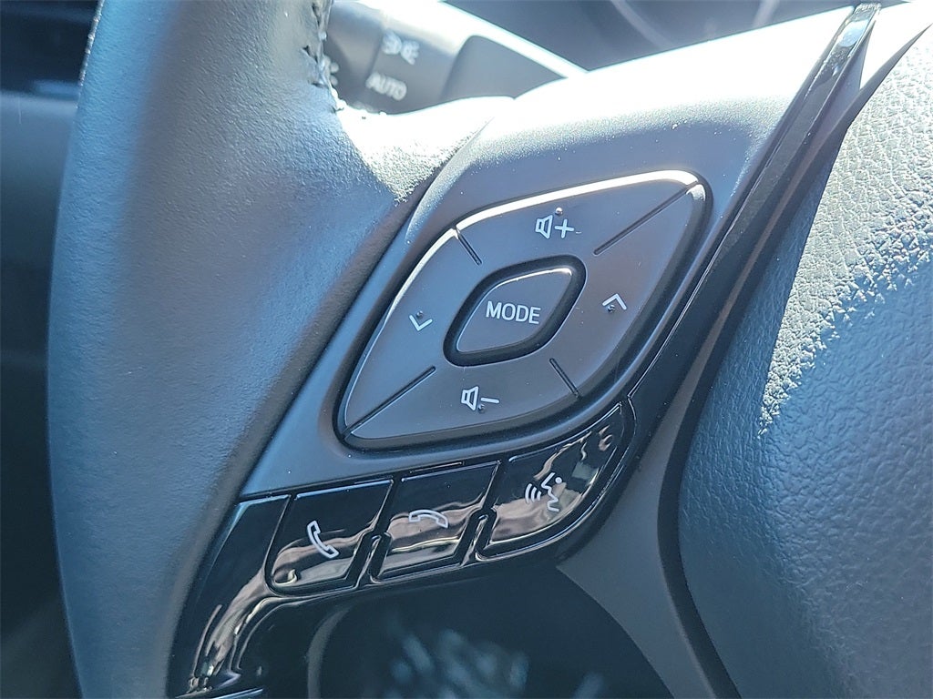 2021 Toyota C-HR XLE