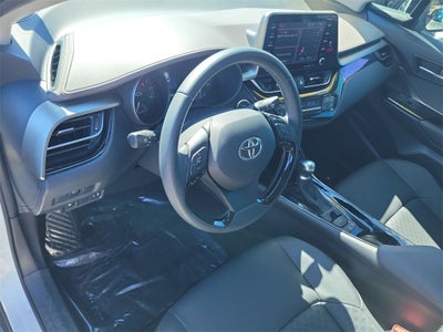 2022 Toyota C-HR XLE