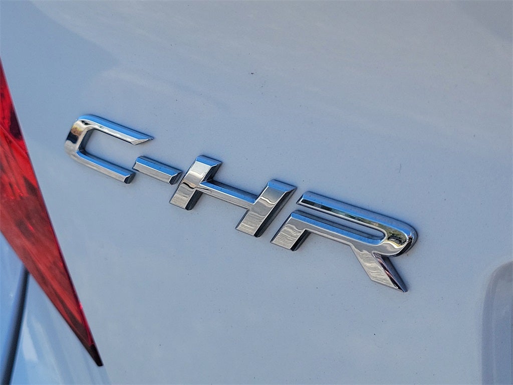 2022 Toyota C-HR XLE