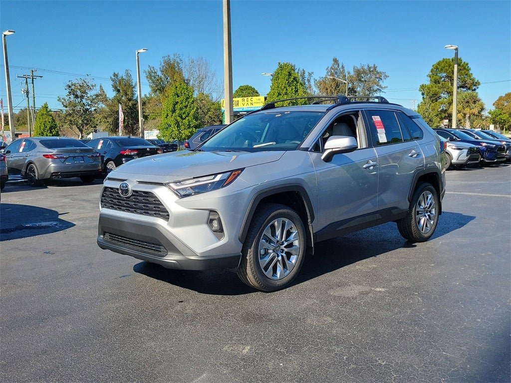 2025 Toyota RAV4 XLE Premium