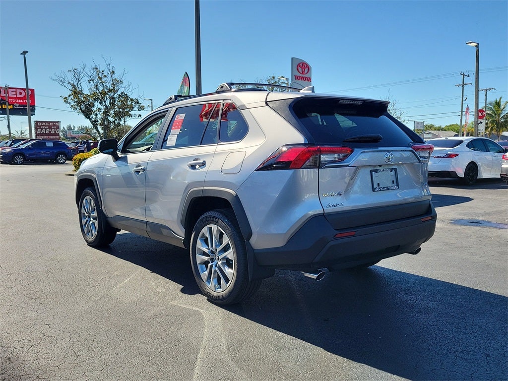 2025 Toyota RAV4 XLE Premium