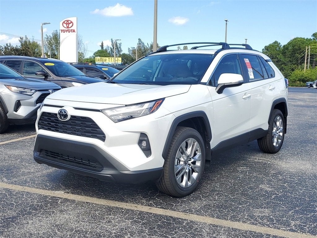 2025 Toyota RAV4 XLE Premium