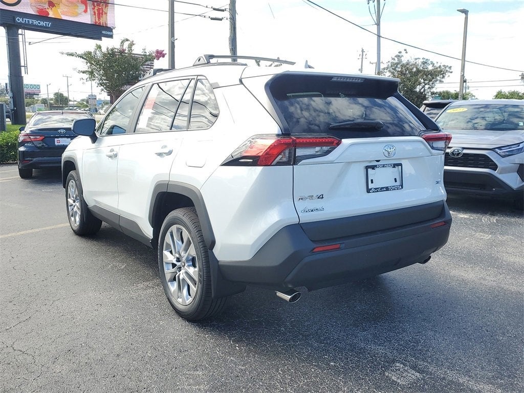 2025 Toyota RAV4 XLE Premium