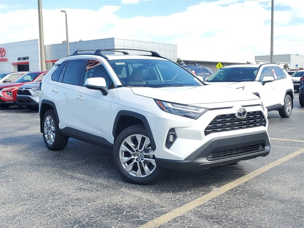 2025 Toyota RAV4 XLE Premium