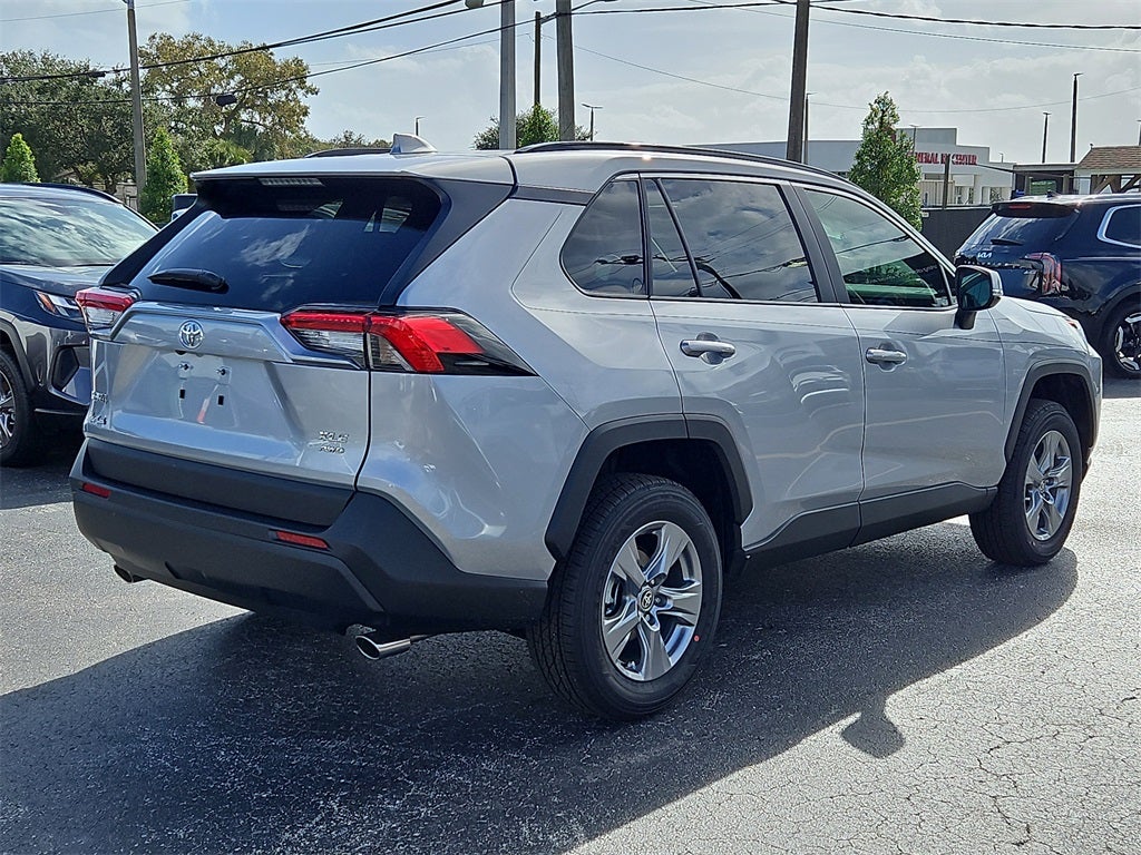 2025 Toyota RAV4 XLE