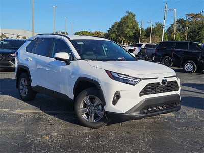 2025 Toyota RAV4 XLE