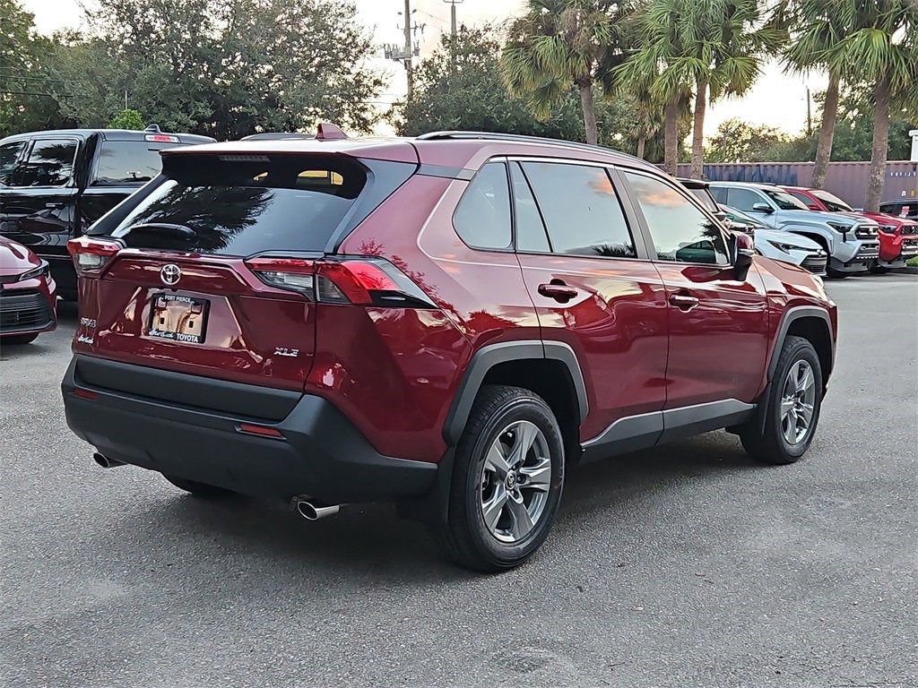 2025 Toyota RAV4 XLE