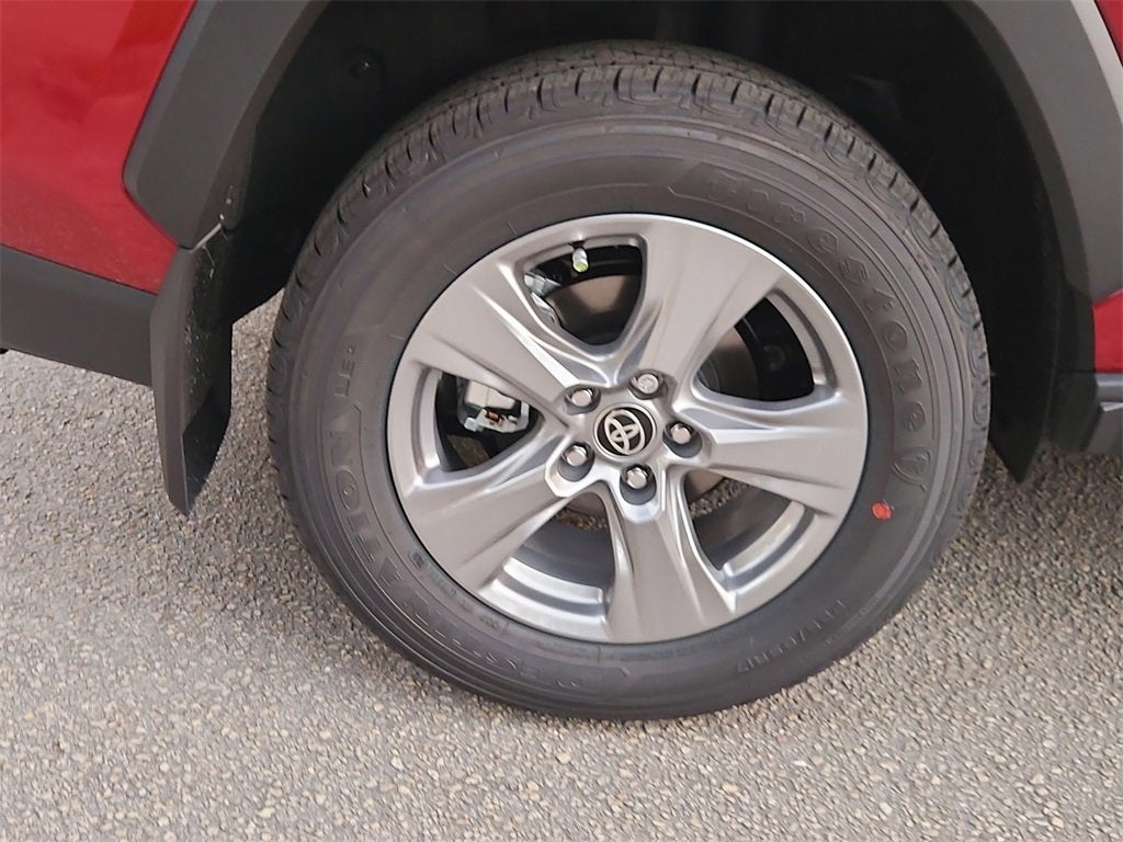 2025 Toyota RAV4 XLE