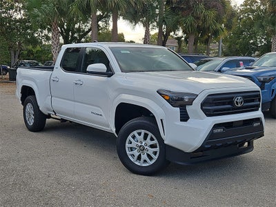 2025 Toyota Tacoma SR5