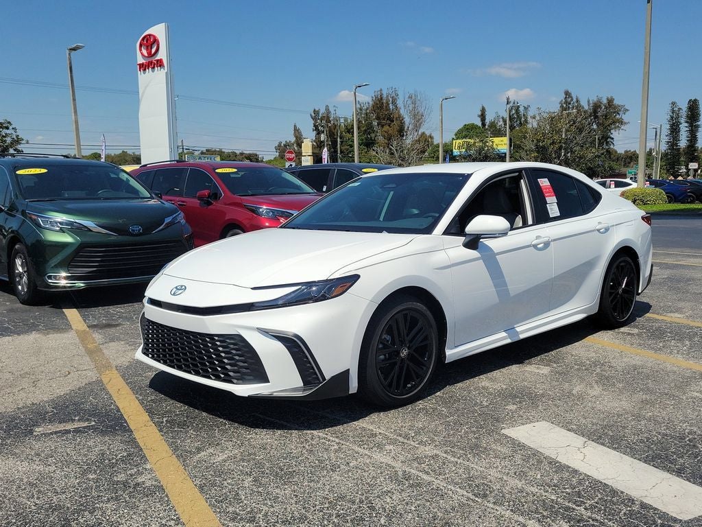 2026 Toyota Camry SE