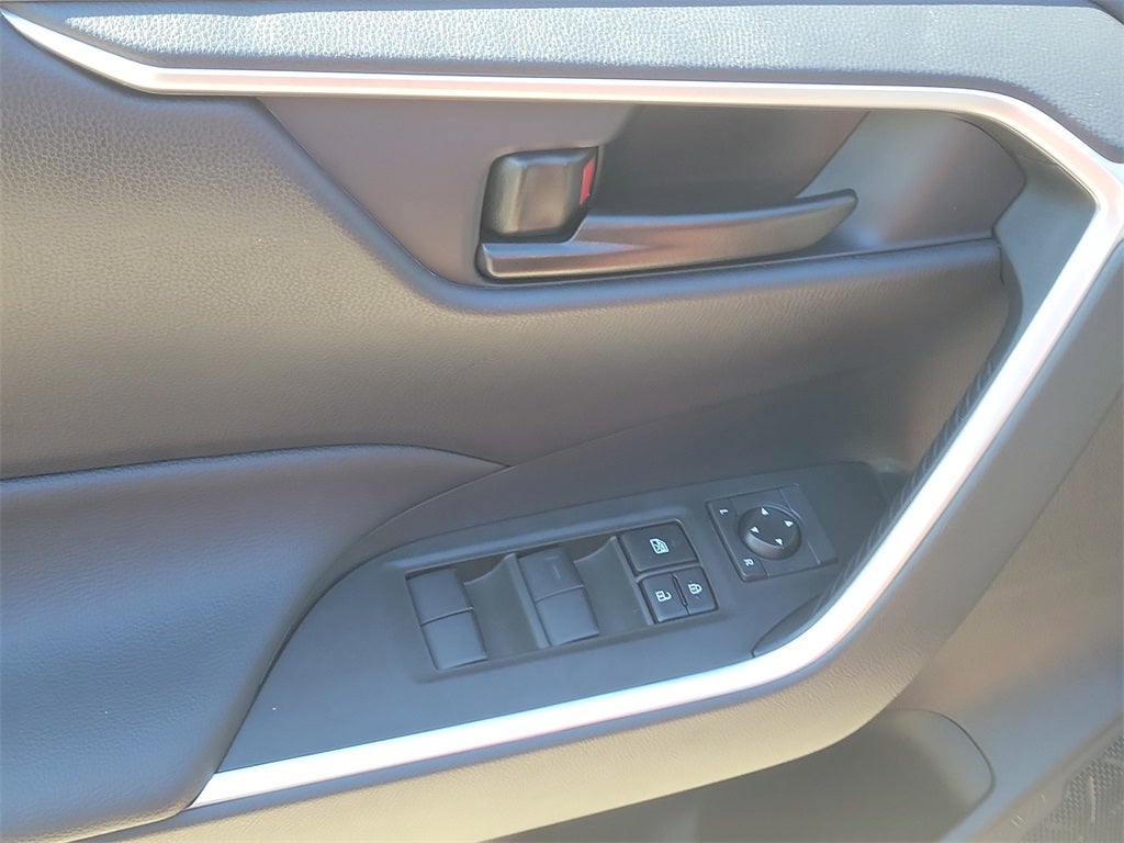 2025 Toyota RAV4 Hybrid Hybrid LE