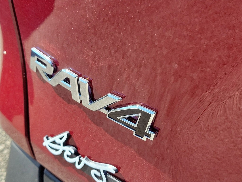 2025 Toyota RAV4 Hybrid Hybrid LE