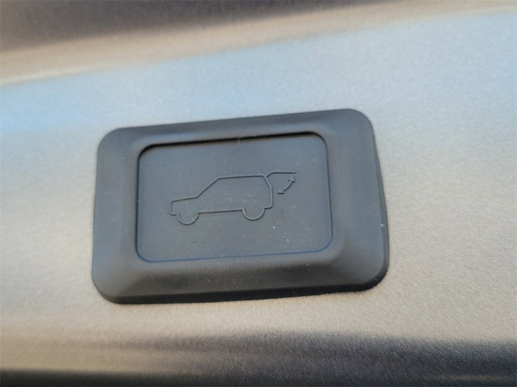 2025 Toyota RAV4 Hybrid Hybrid XLE