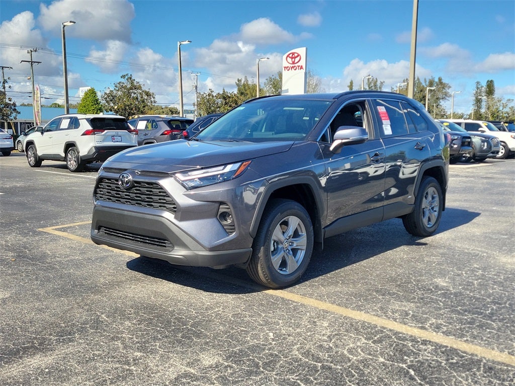 2025 Toyota RAV4 Hybrid Hybrid XLE