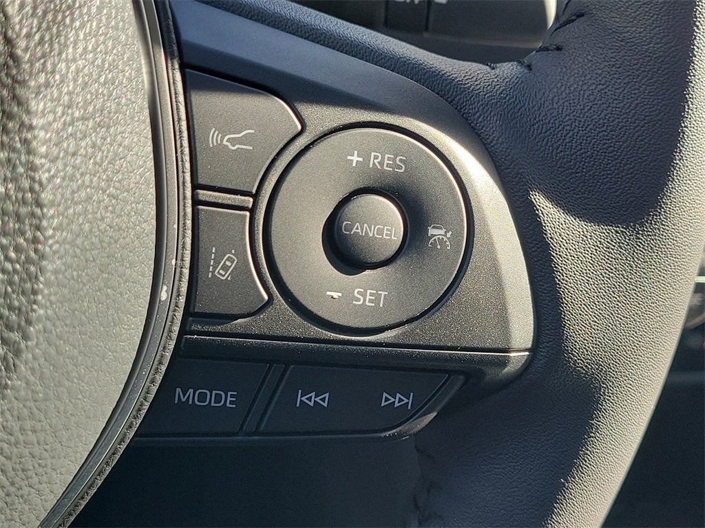 2025 Toyota RAV4 Hybrid Hybrid XLE