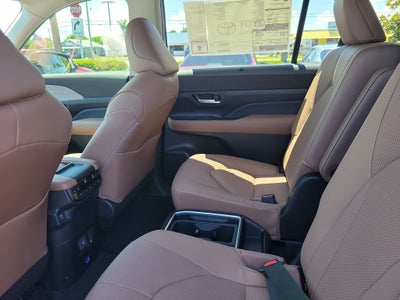 2026 Toyota Grand Highlander Platinum