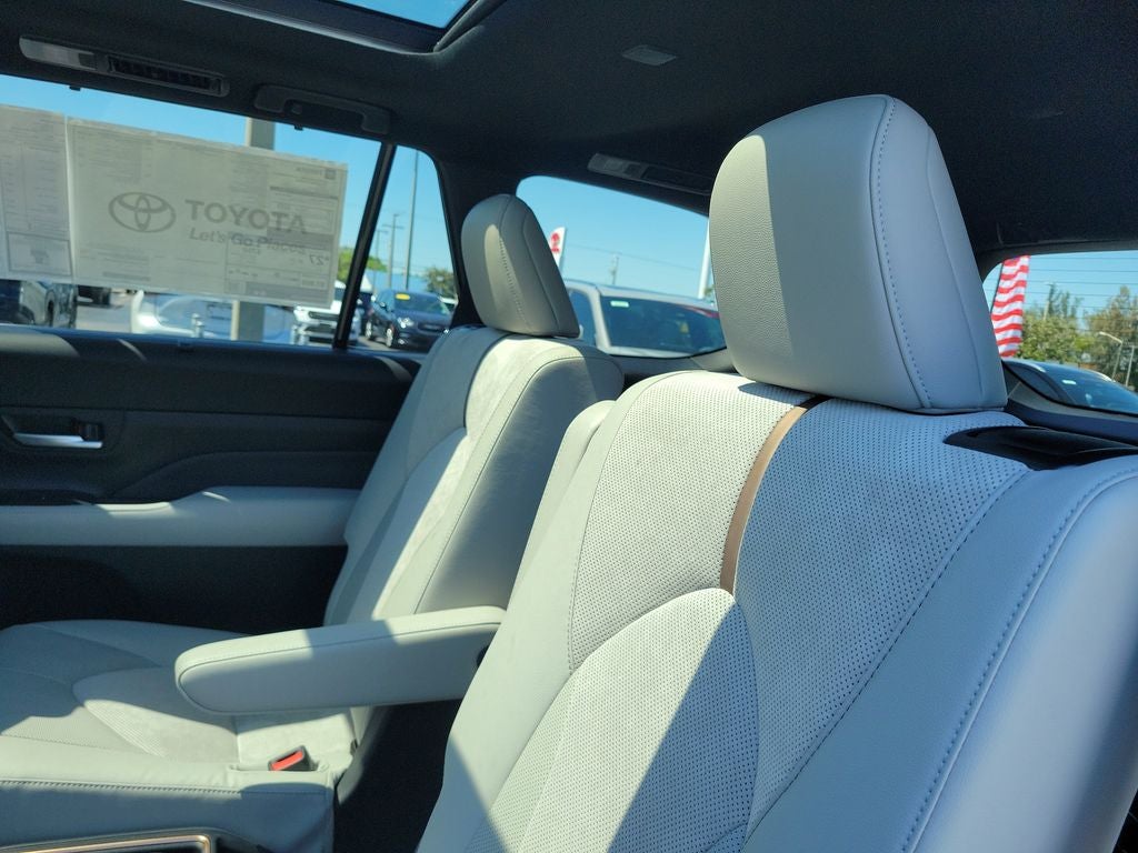 2026 Toyota Grand Highlander Hybrid Hybrid MAX Platinum