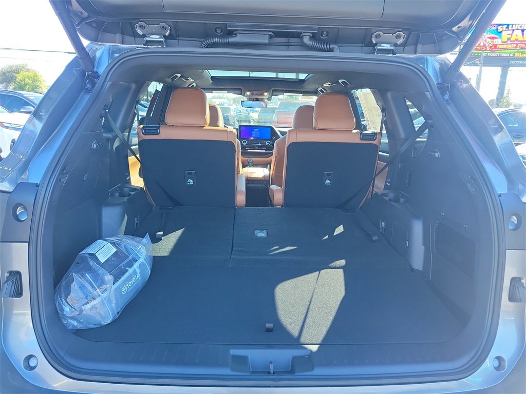 2026 Toyota Highlander Hybrid Hybrid Platinum