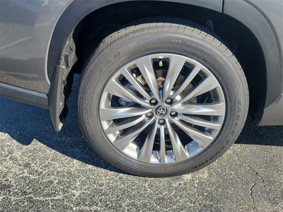2026 Toyota Highlander Hybrid Hybrid Platinum